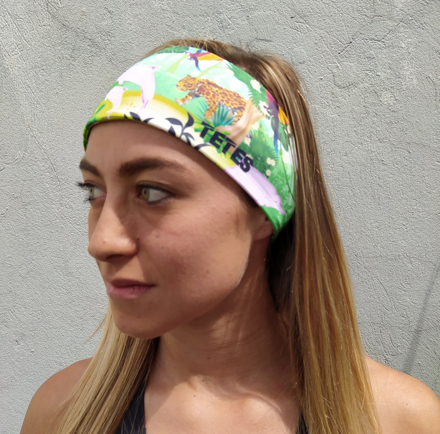 Balaca Amazonas - Tetes. Balaca deportiva para el control del sudor y el pelo (5903736504476)