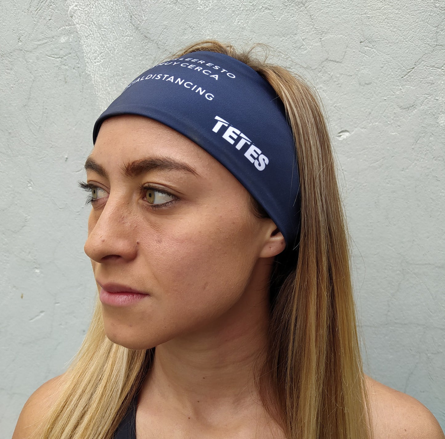 Balaca Social Distancing - Tetes. Balaca deportiva para el control del sudor y el pelo (5903796666524)